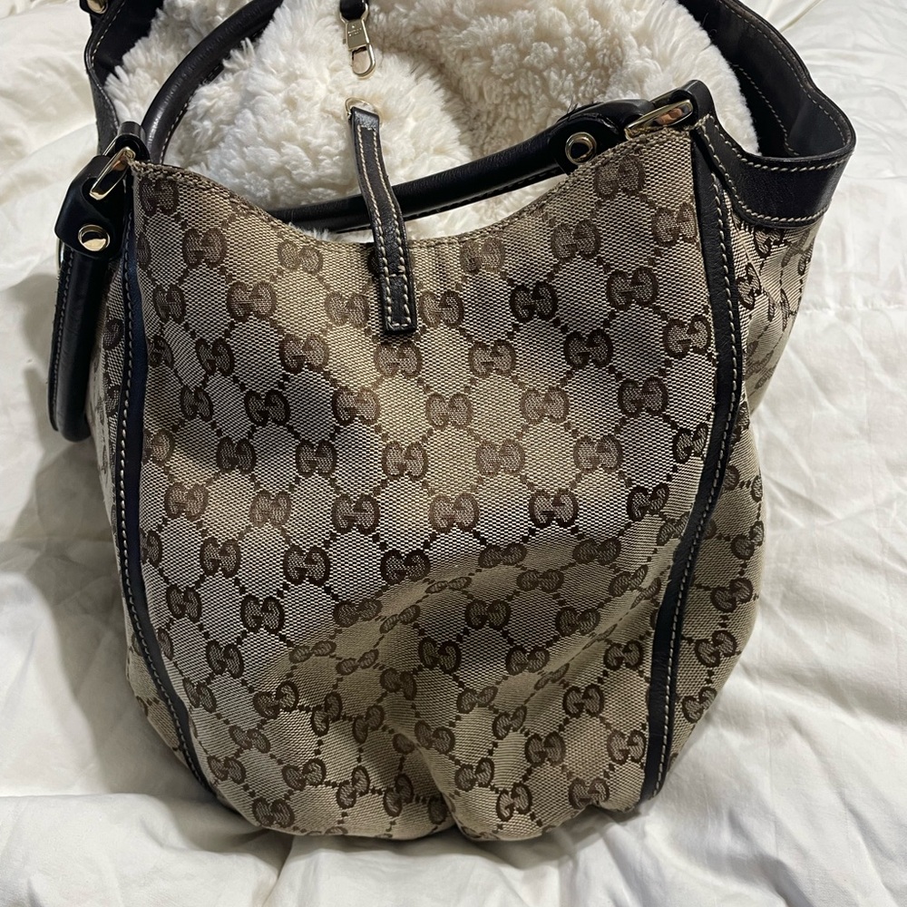 Gucci Brown Monogram Handbag, Wallet, and keychain wallet - Picture 9 of 16